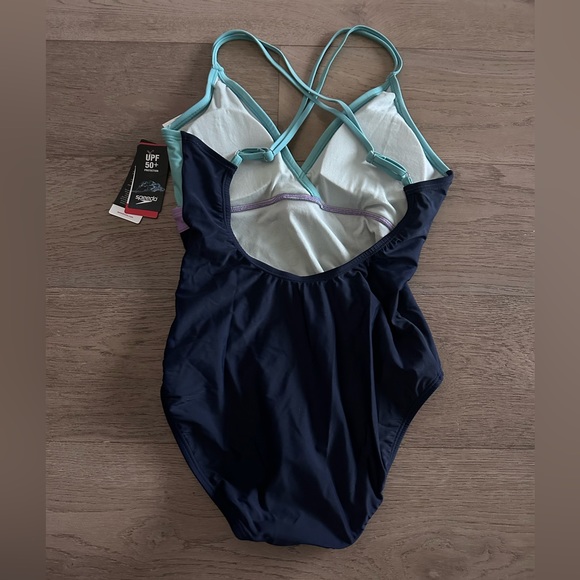 Speedo One Piece Adjustable Crossback Swimsuit in Porcelain - Picture 7 of 12